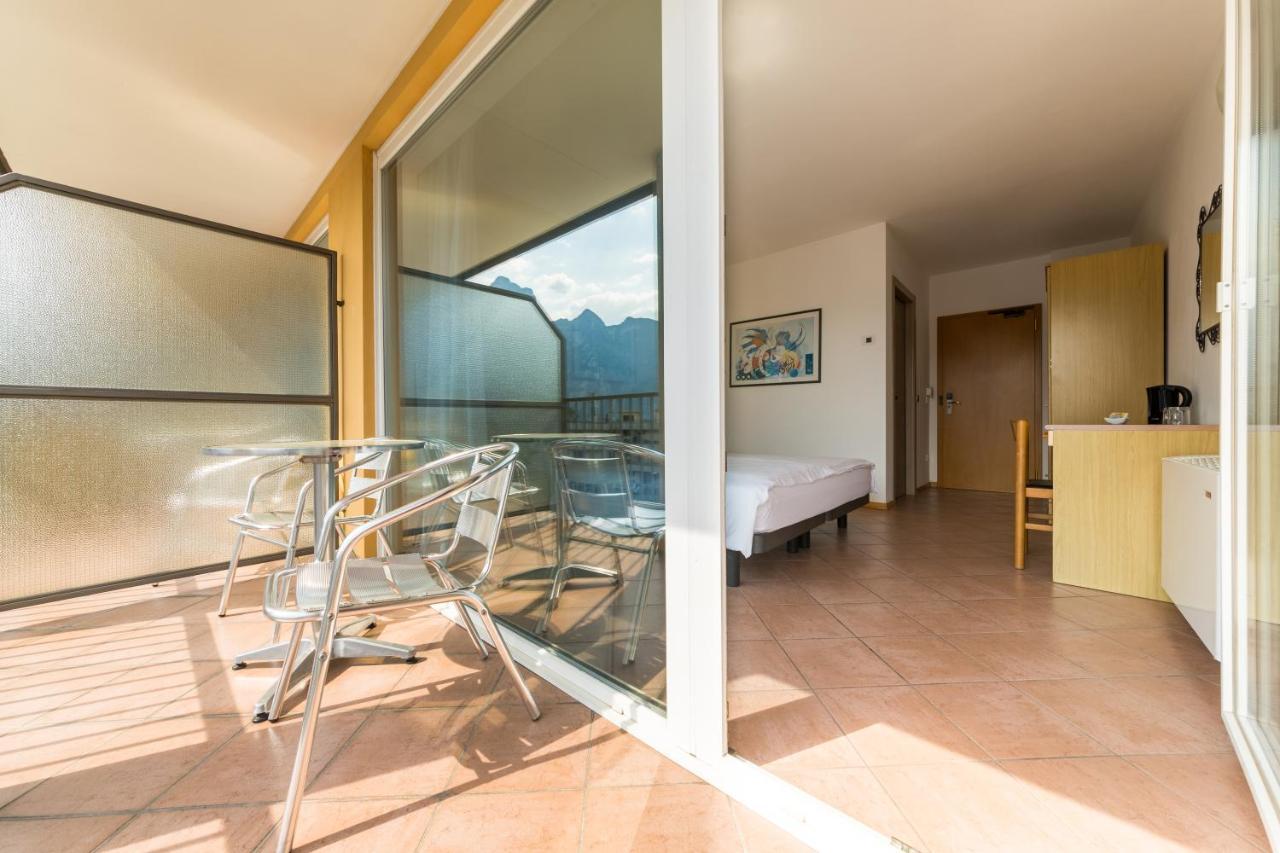 New Garden Hotel Torbole Sul Garda Exterior foto