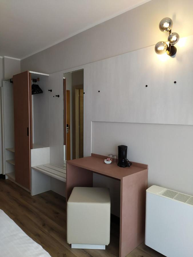 New Garden Hotel Torbole Sul Garda Exterior foto