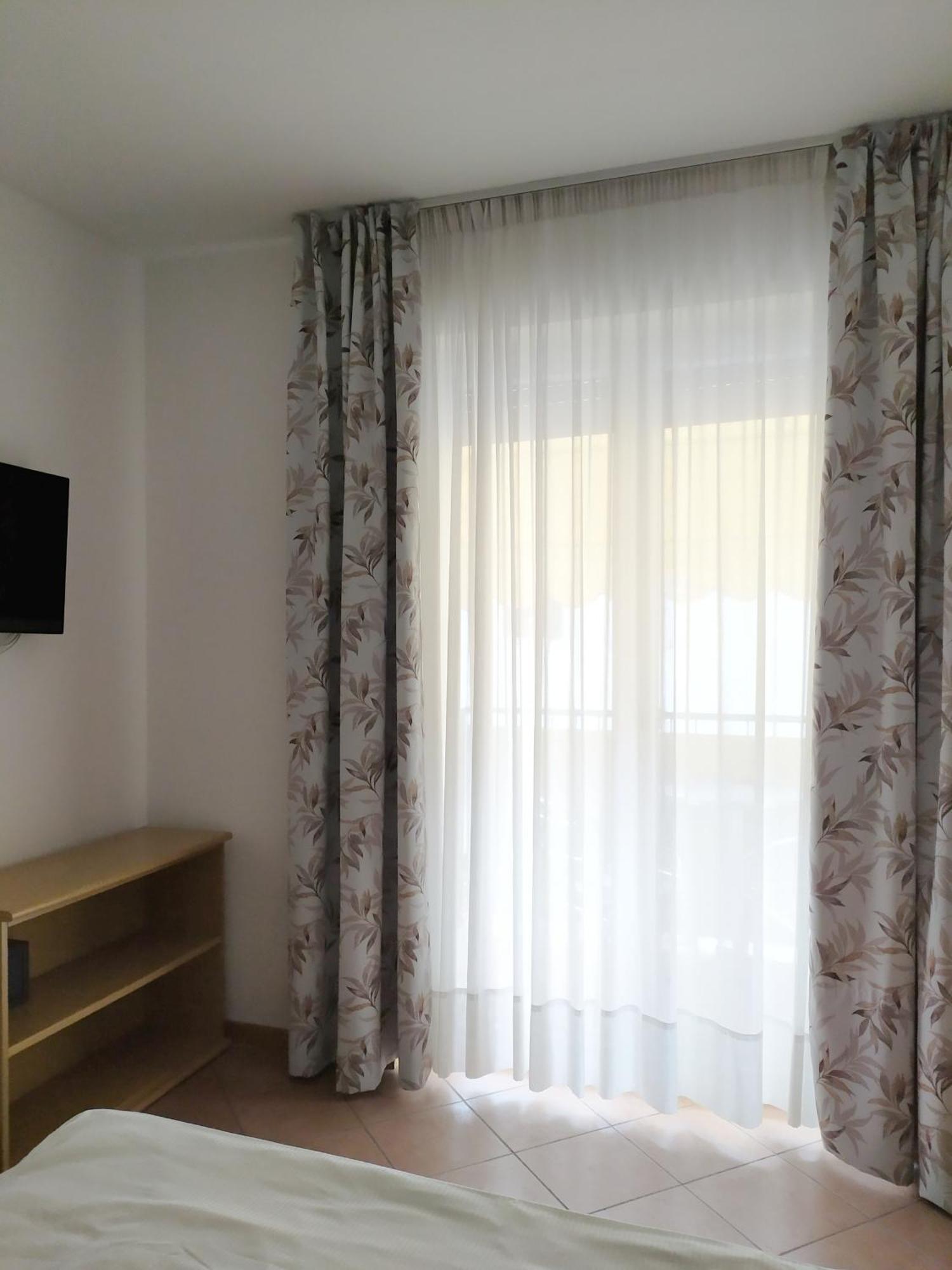 New Garden Hotel Torbole Sul Garda Exterior foto
